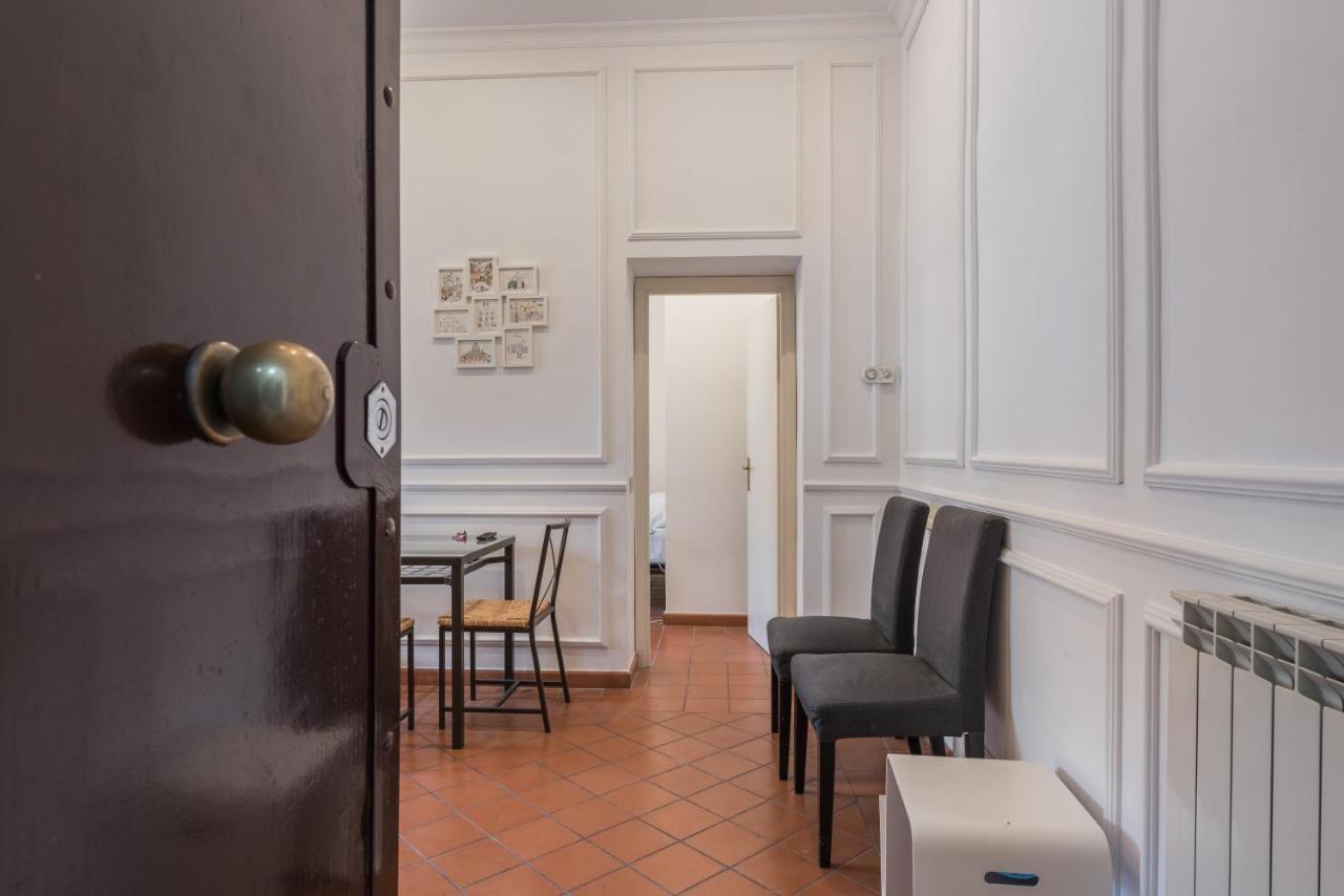 Appartamento Joivy Trevi Fountain'S Relais Roma Esterno foto